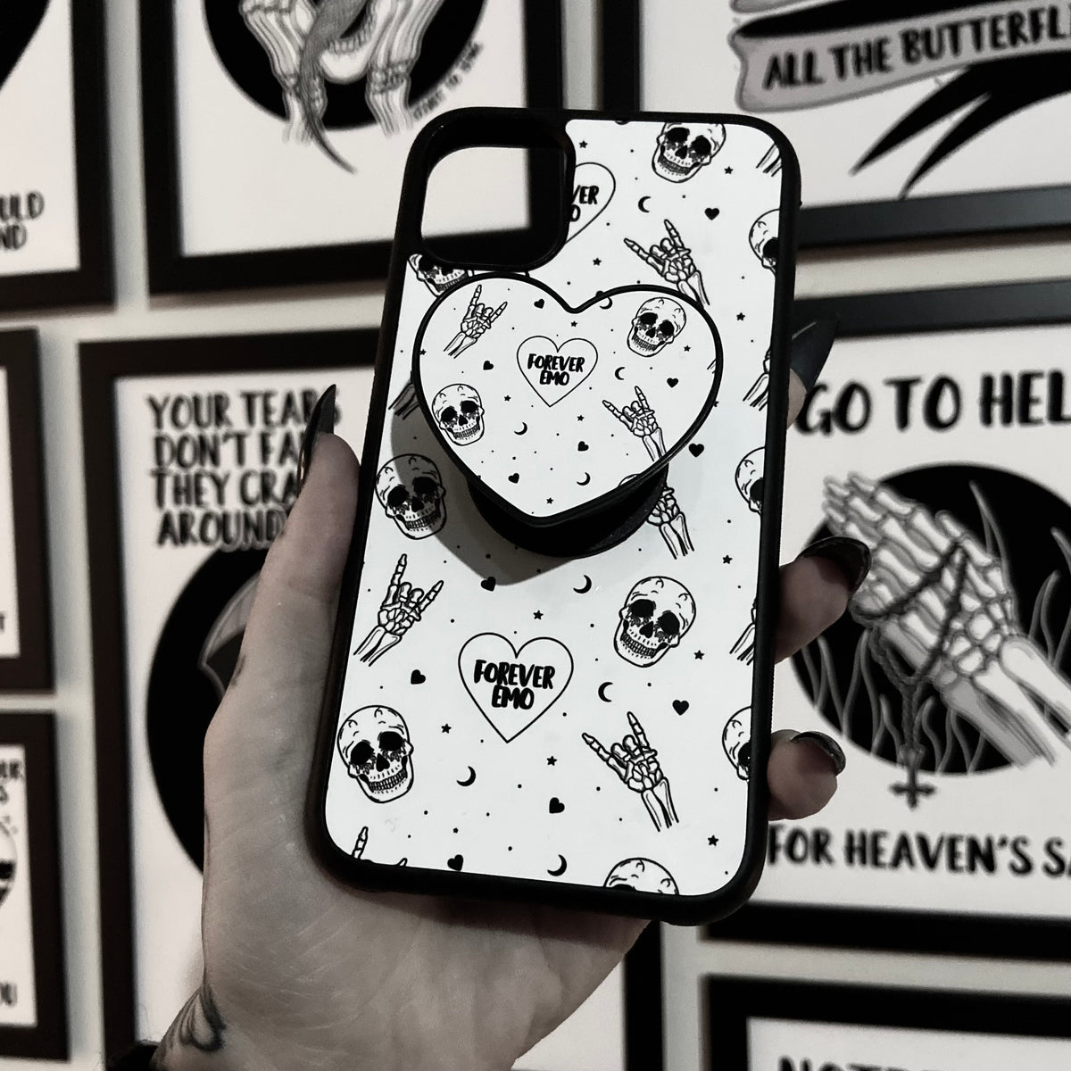Forever Emo Heart Pop Socket